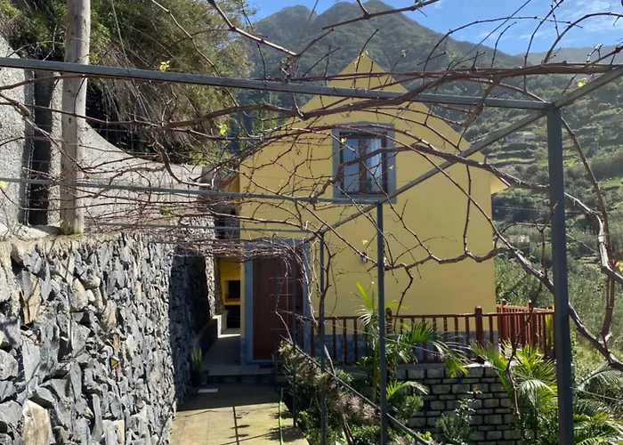 Dom wakacyjny Casa Caminho Da *